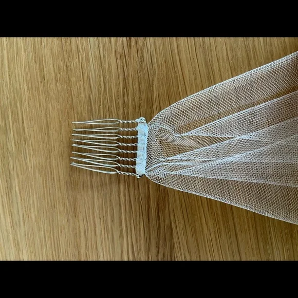 Tania Marias Audrey Minimalist Chapel Wedding Veil - Picture 3 of 15